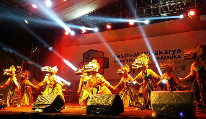 Bupati As’at Malik Resmikan Festival Wirakarya Kampung Kelir Pramuka di Lumajang