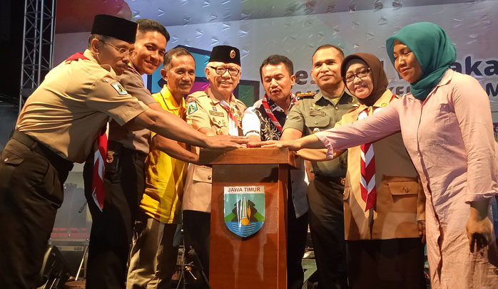 Bupati Nyono Resmikan Festival Wirakarya Kampung Kelir 2017 Jombang
