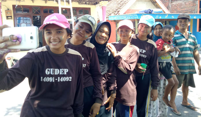 Indeks UV Sangat Tinggi di Tambak Cemandi, Peserta Festival Diminta Lindungi Diri