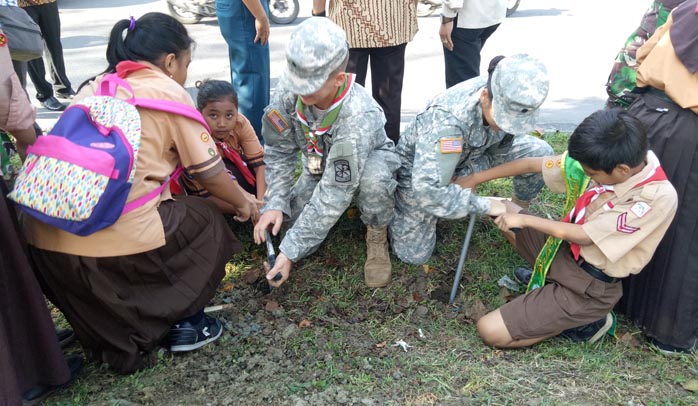 Kadet US Army, Kadet AAL, Siswa Kader Lingkungan dan Pramuka Aksi Biopori Bersama