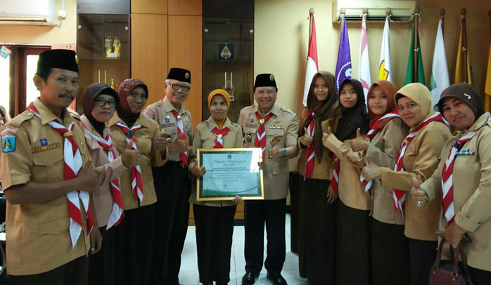 Penghargaan “Biopori” Kakwarda Jatim untuk Gudep 0883-0884 SDN Poter 1 Tanahmerah