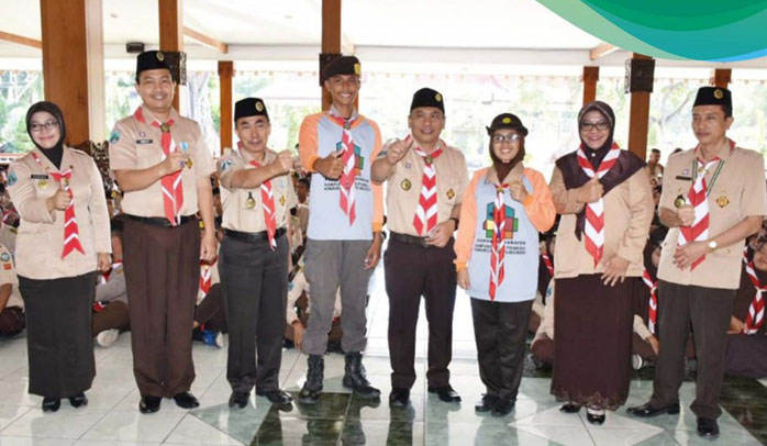 Wabup Lepas Resmi Kontingen Situbondo Festival Wirakarya Kampung Kelir Pramuka 2018
