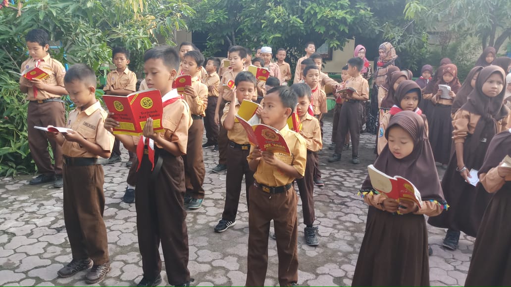 Pramuka SMP PGRI 6 Surabaya Hiasi Ramadhan Dengan NGAJI BARENG Tuk Nambah Ilmu Agama