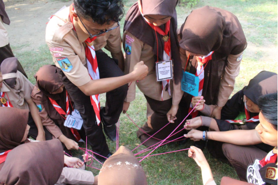 Latihan Pengembangan Kepemimpinan Racana Galuh Candra Kirana – Airlangga Gugusdepan Kota Surabaya 622 – 623