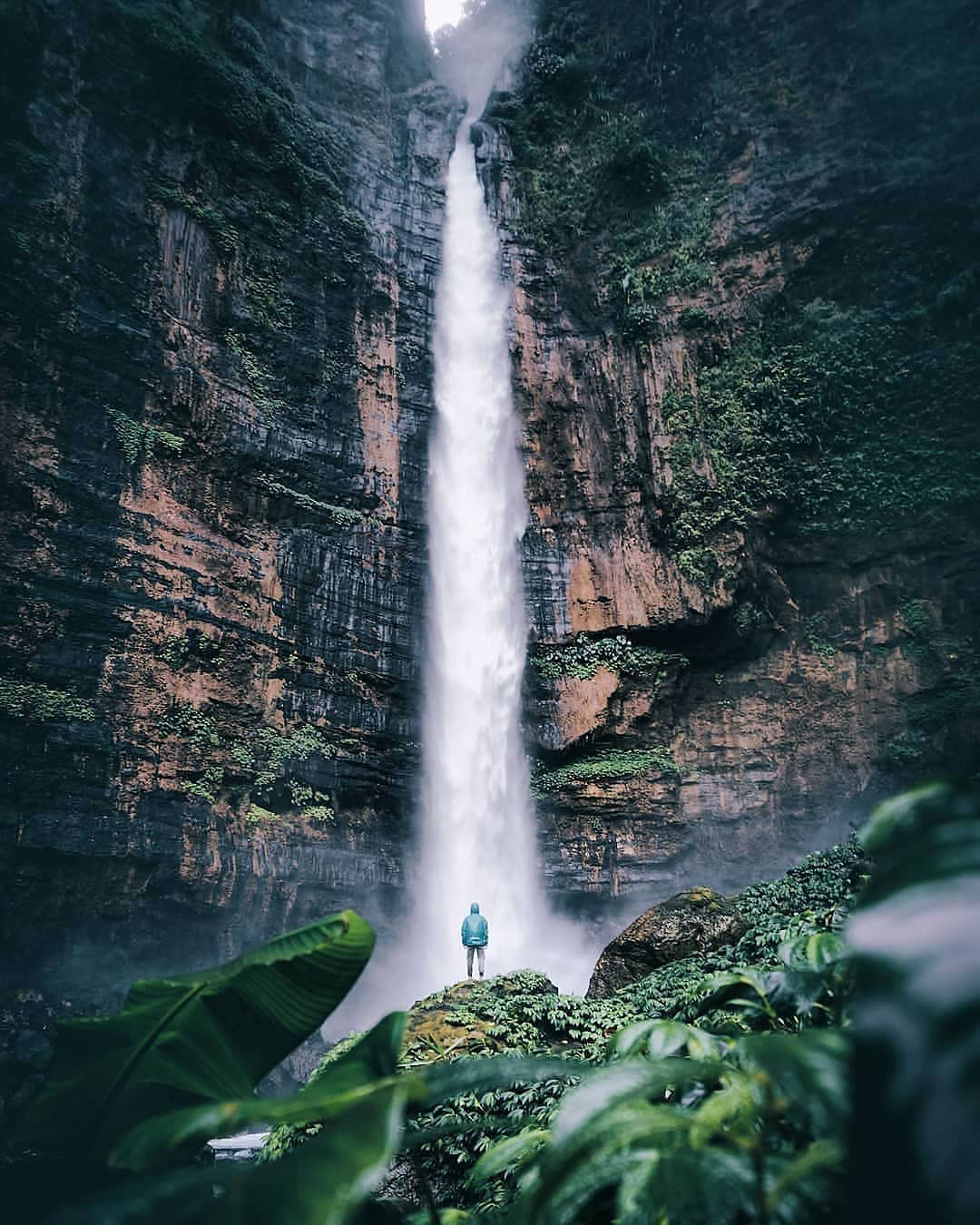Air Terjun Kapas Biru, Lukisan Alami yang Dipajang Tuhan