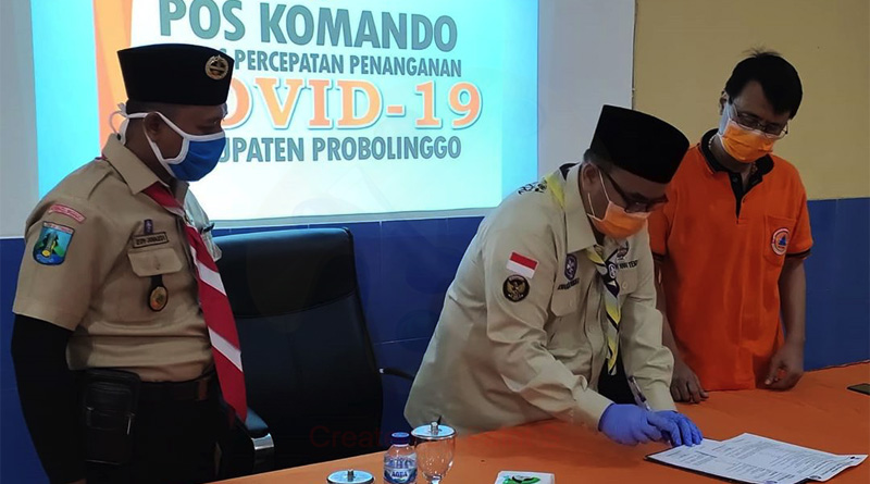 Kwarcab Probolinggo Serahkan Bantuan kepada Satgas Covid-19 Setempat