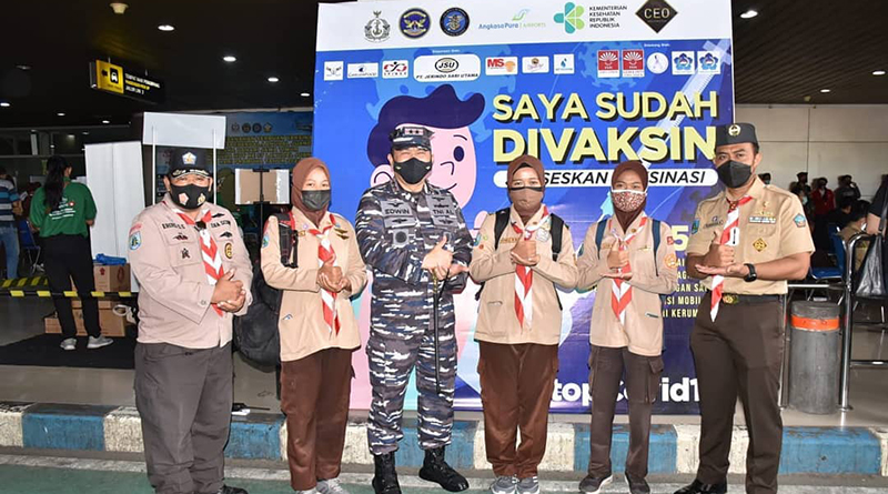 Ribuan Pramuka Saka Bahari Jalani Vaksinasi Puspenerbal di Bandara Juanda