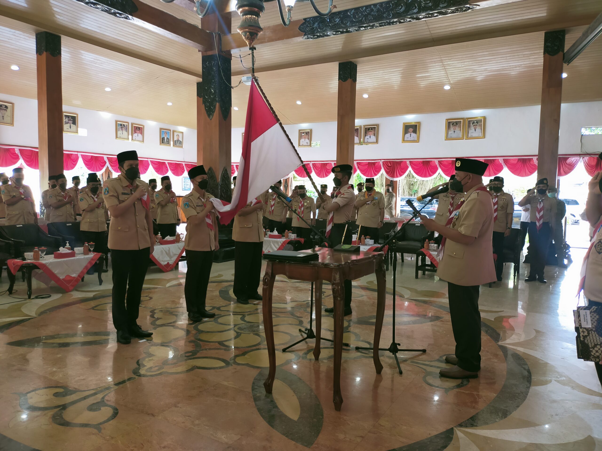 Kak Arum Sabil Ketua Kwarda Jatim Lantik Bupati Trenggalek Menjadi Ketua Mabicab