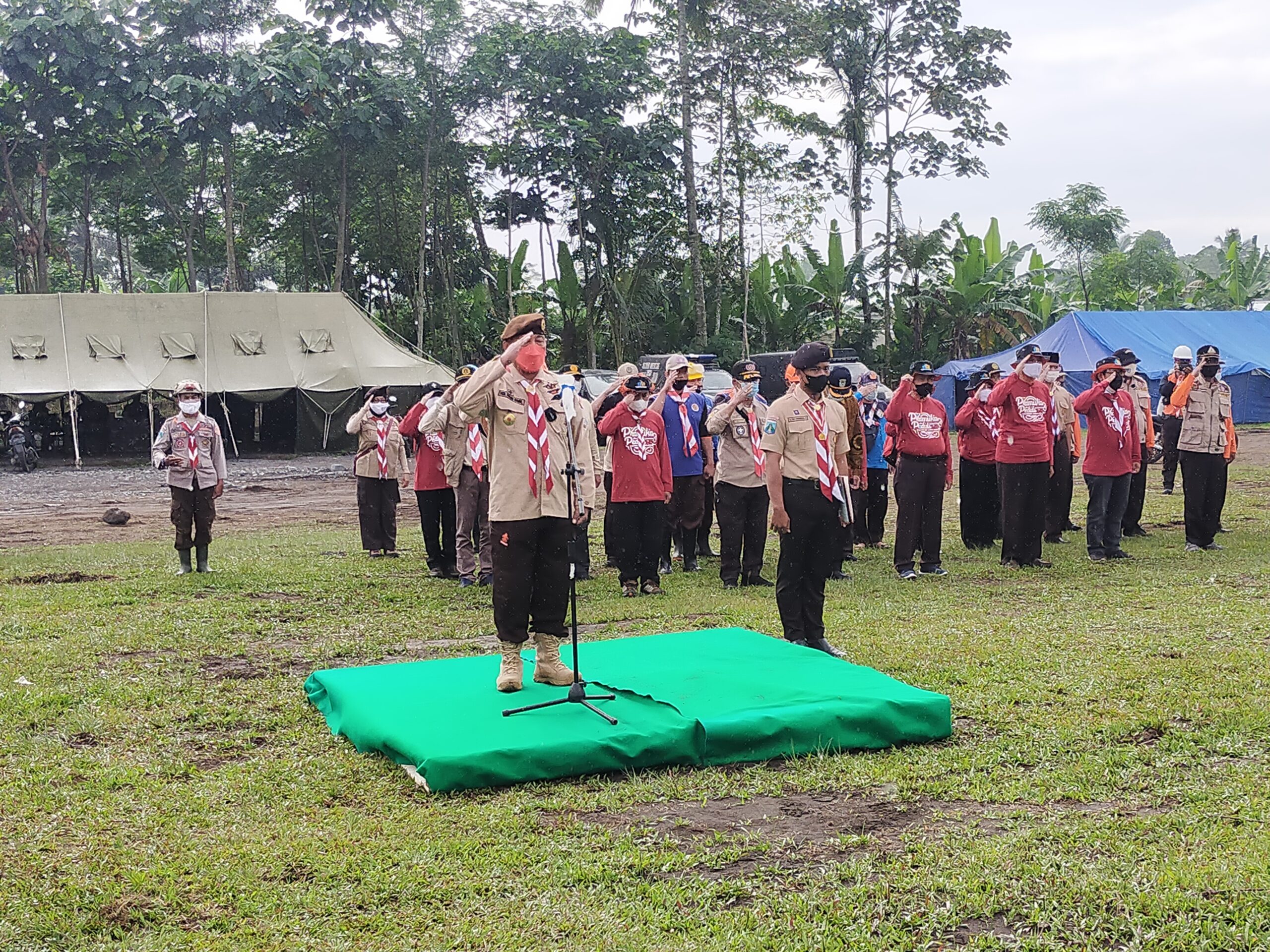 Pramuka Jatim Bangun 50 Hunian Sementara bagi Penyintas Erupsi Gunung Semeru