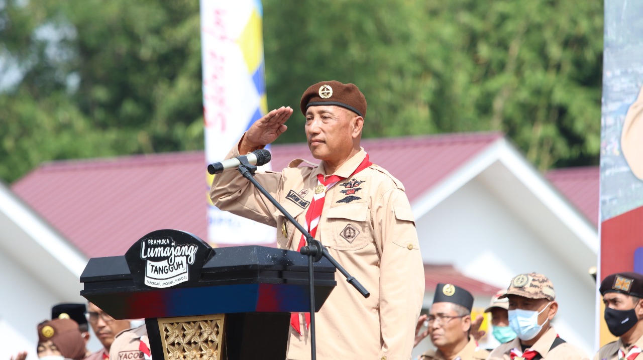 Bakti Masih Berlanjut! Pramuka Jatim Lakukan Pembangunan Huntara Semeru Tahap III