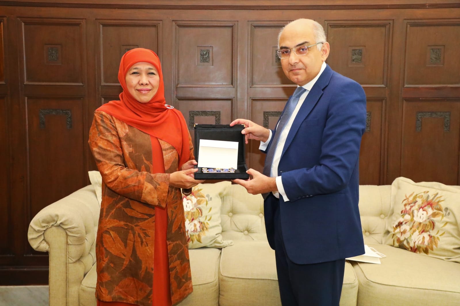 Silaturahmi dengan Dubes Mesir untuk Indonesia, Gubernur Khofifah Bahas Penguatan Kerjasama Bidang Pendidikan, Ekonomi Hingga Pariwisata