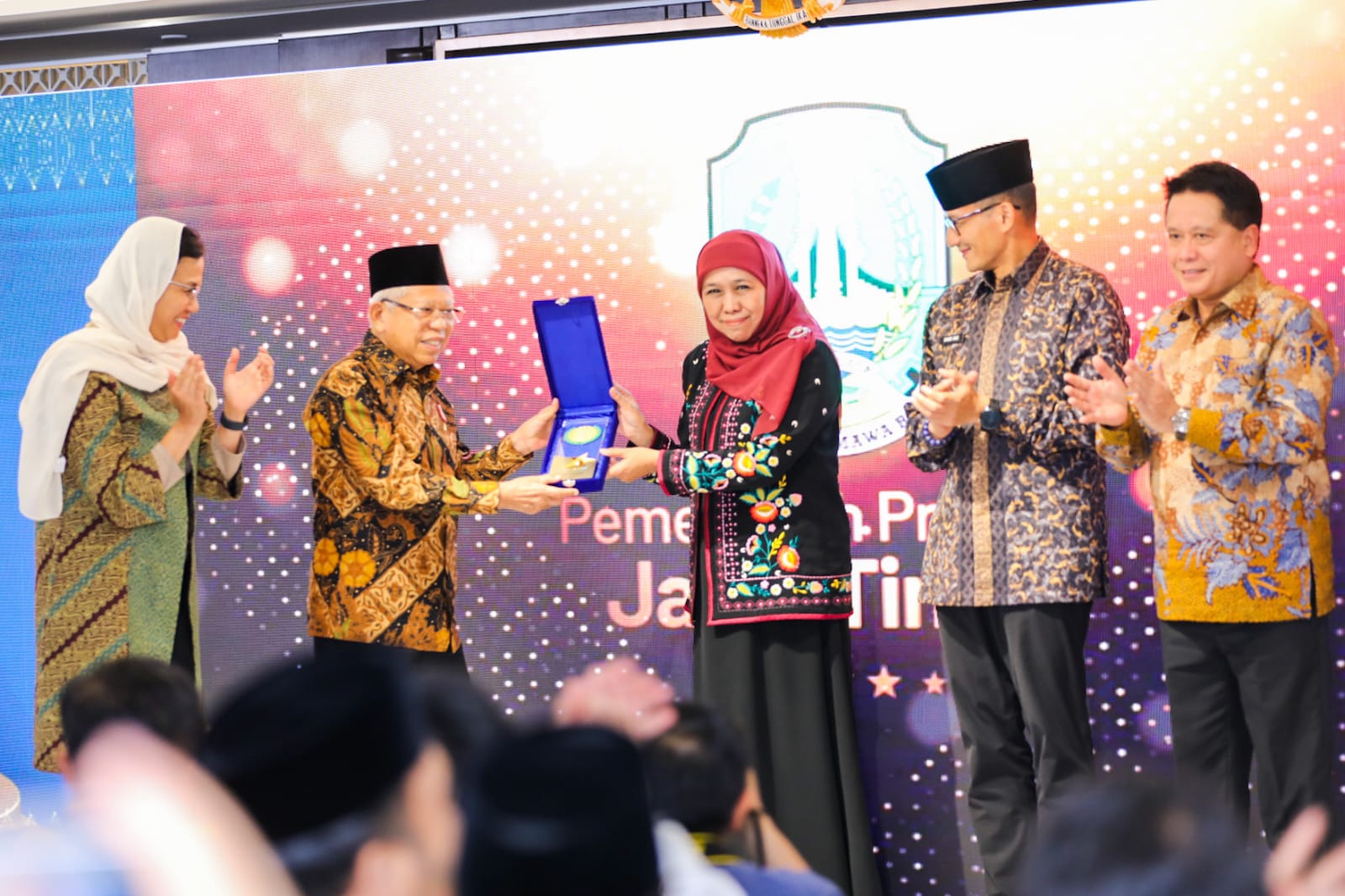 Borong Enam Penghargaan Sekaligus, Jatim Raih Juara Umum Anugerah Adinata Syariah KNEKS