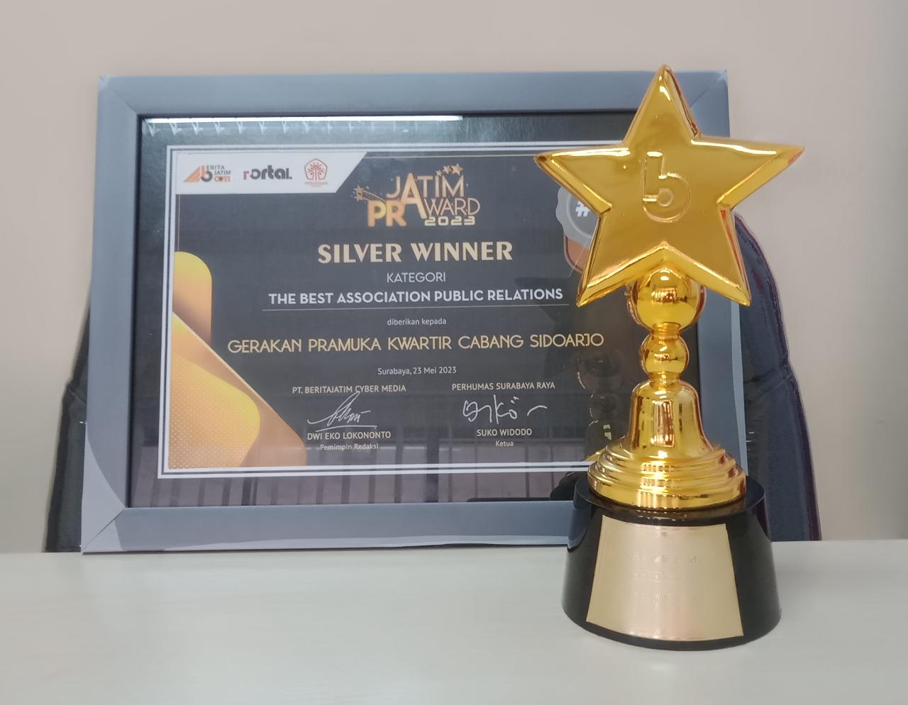 Pusinfo Kwarcab Sidoarjo Raih Silver Winner Jatim Public Relation Awards 2023