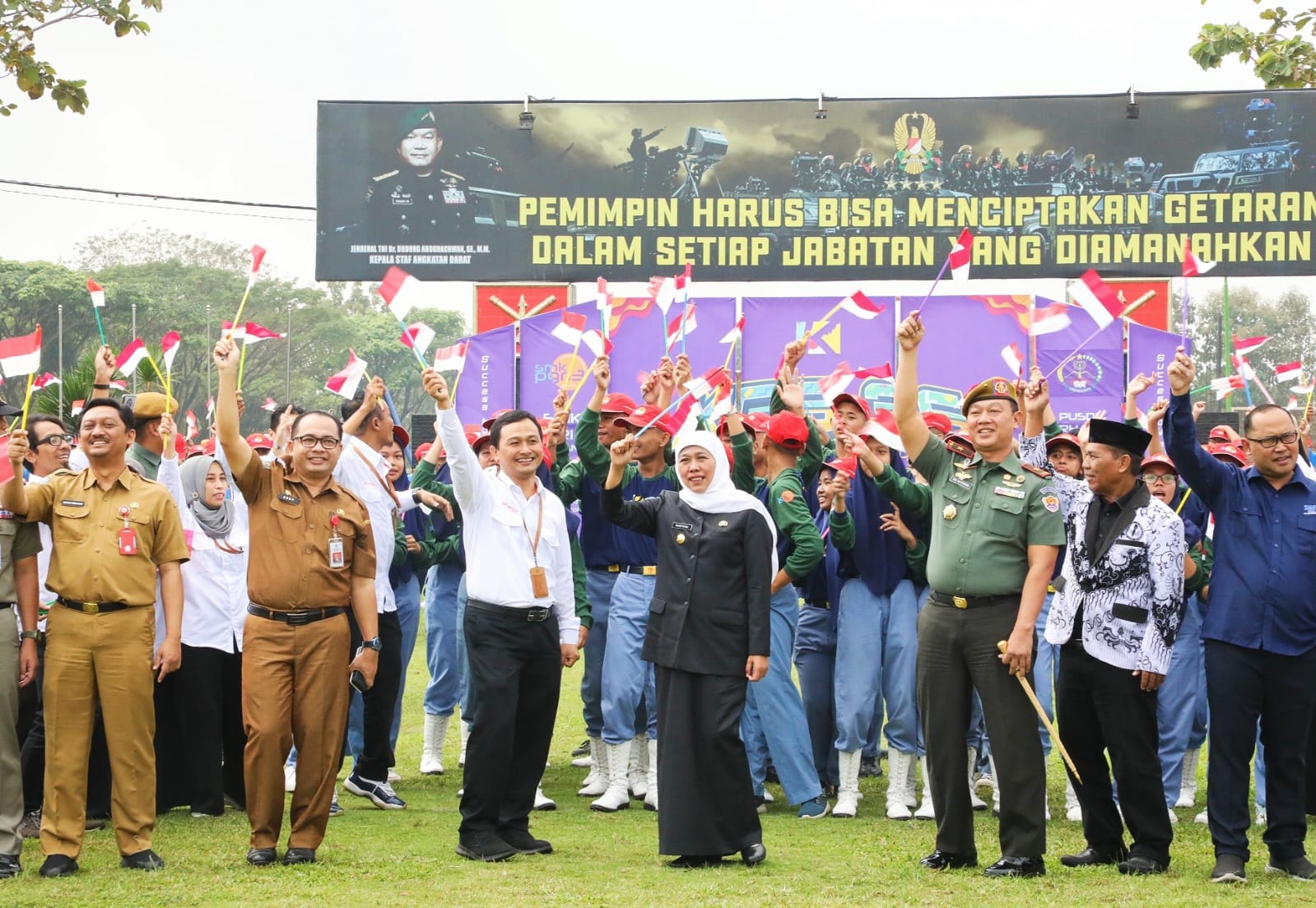 Buka KCS 2023 Cita Garda Nawasena, Gubernur Khofifah Ajak Siswa Kuatkan Karakter Sebagai Pelajar Pancasila
