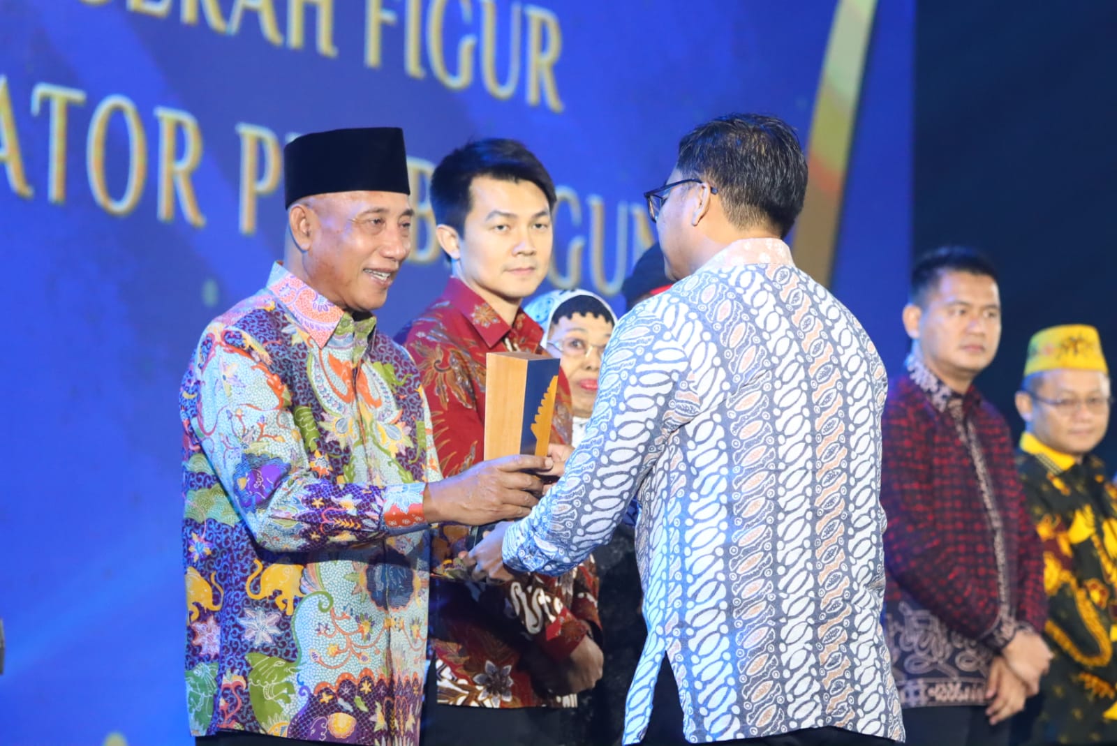 Ketua Kwarda Jatim Raih Penghargaan Kategori Pemberdayaan Pemuda DetikJatim Awards 2023