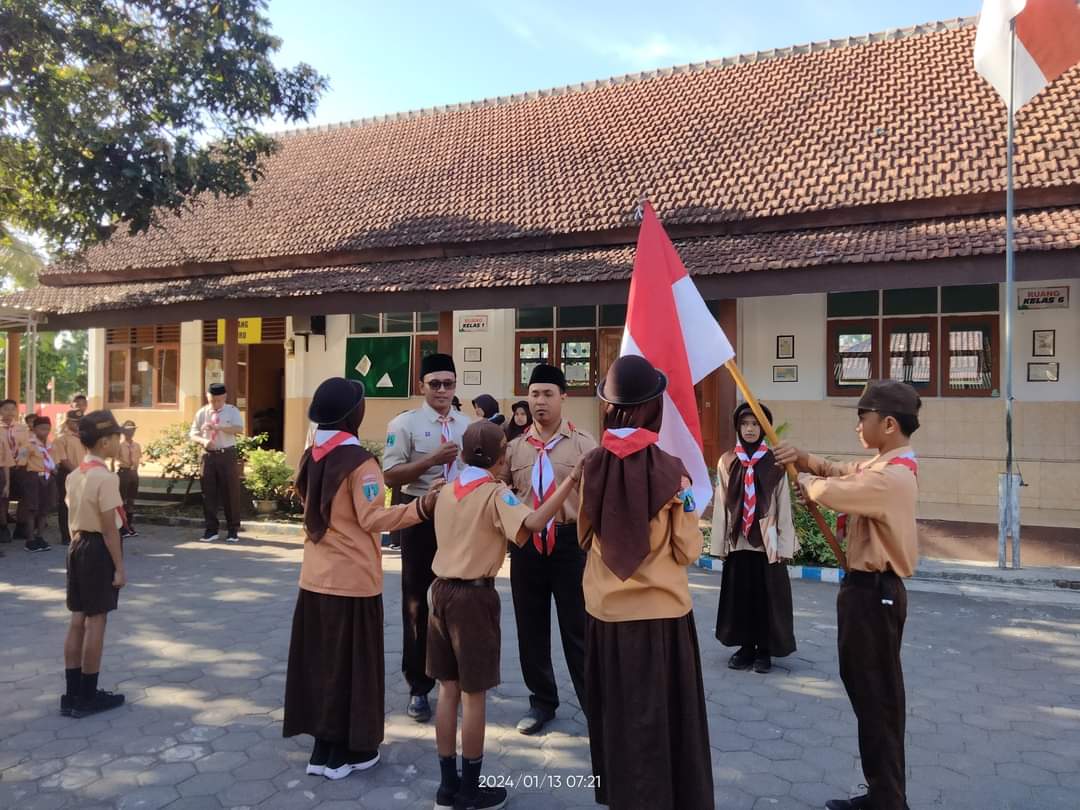 Lantik Ratusan Pramuka Siaga dan Penggalang, Korgudep Suko-Sukma : Pastikan Proses di Gugusdepan Berjalan