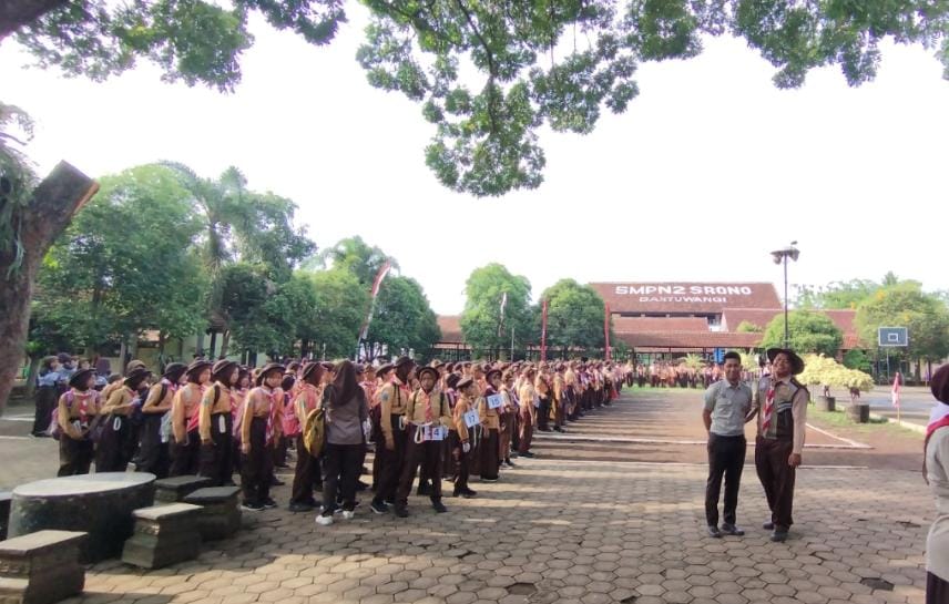 Spenduno Scout Talent Mengguncang SMP Negeri 2 Srono dengan Bakat Pramuka