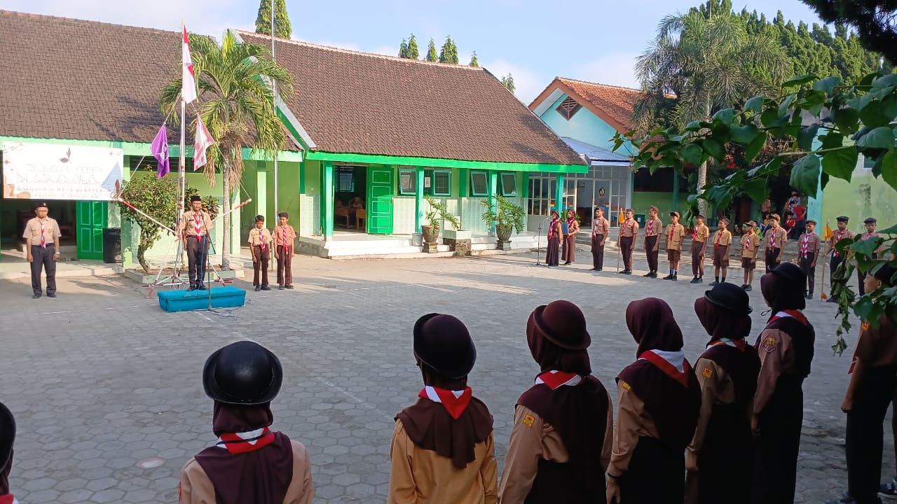 Gladian Pinru, Ajang Menumbuhkan Jiwa Kepemimpinan di Gugus Depan Pangkalan SMPN 2 Ngancar