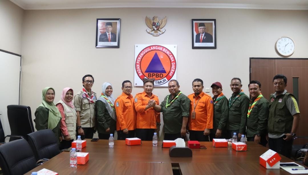Kwarda Jatim Dampingi Kwarda Sumbar Kunjungan ke BPBD Jatim, Dukungan Penuh untuk Gerakan Pramuka
