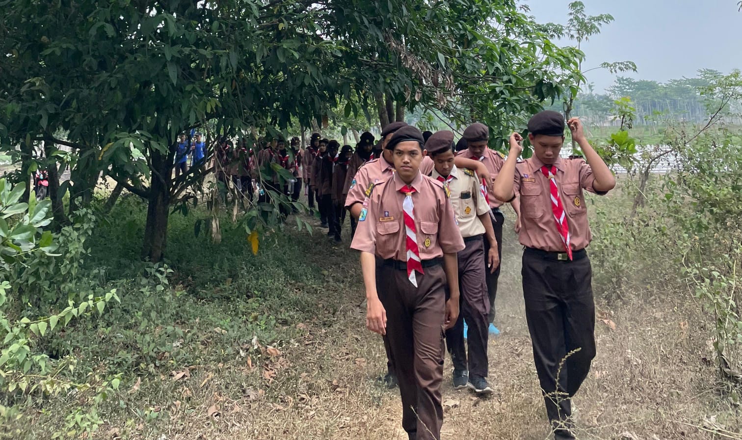 Pramuka MAN 4 Kediri Selenggarakan Kembara Alam Raya, Perjalanan Wisata Edukasi yang Menantang Penuh Makna Pendidikan