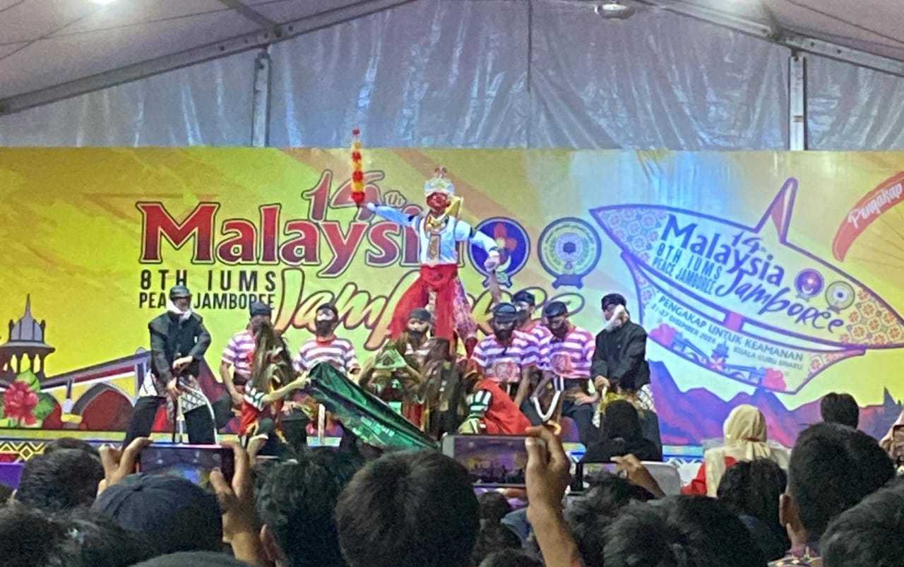 Kontingen Indonesia Tampil Memukau Pada Cultural Night di Jambore Nasional Malaysia