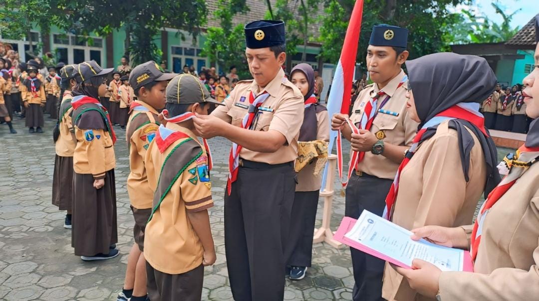 Kukuhkan 268 Pramuka Siaga Garuda, Kwarran Srono Mantapkan Langkah Pendidikan Progresif