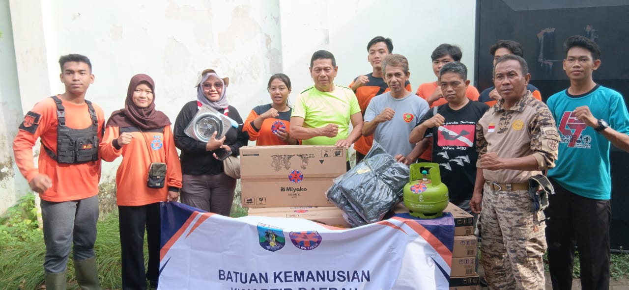 Kwarda Jatim Salurkan Bantuan Kemanusiaan Kepada Penyintas Bencana Banjir Bandang di Situbondo