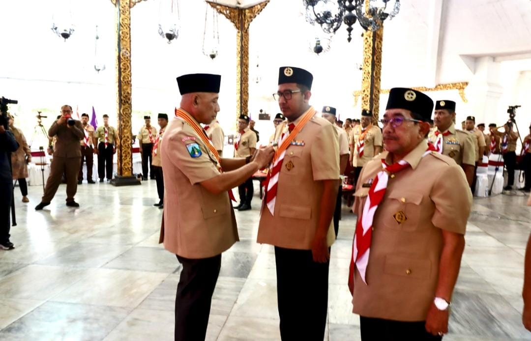 Ketua Kwarda Jatim Lantik Bupati Sumenep Sebagai Ketua Majelis Pembimbing Cabang Gerakan Pramuka