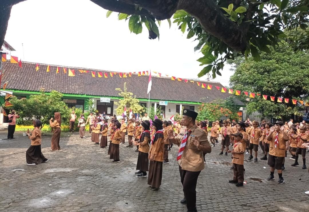 Korgudep 1 Alasmalang: Cetak Penggalang Tangguh dan Berprestasi