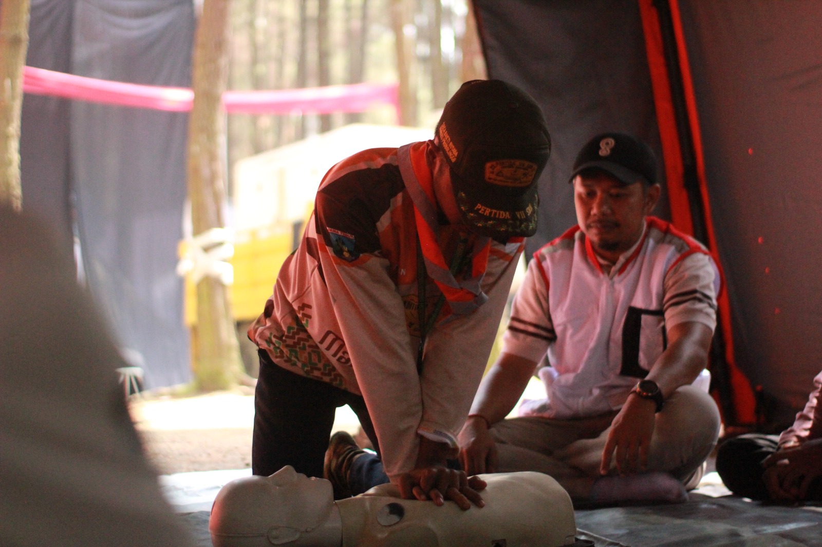Pramuka Bisa CPR? Bisa Banget! Begini Serunya Latihan BLS di Pertida SBH VII – Pramuka Jawa Timur Gelar Perkemahan Bakti Saka Bakti Husada Jawa Timur 2025