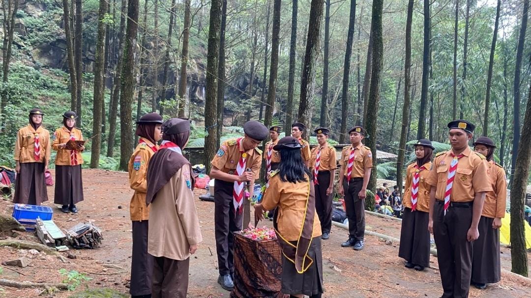 Kemah Ceria Pramuka Smatarda Sarat Makna & Kebersamaan, Semangat Tak Terpadamkan di Tengah Hujan