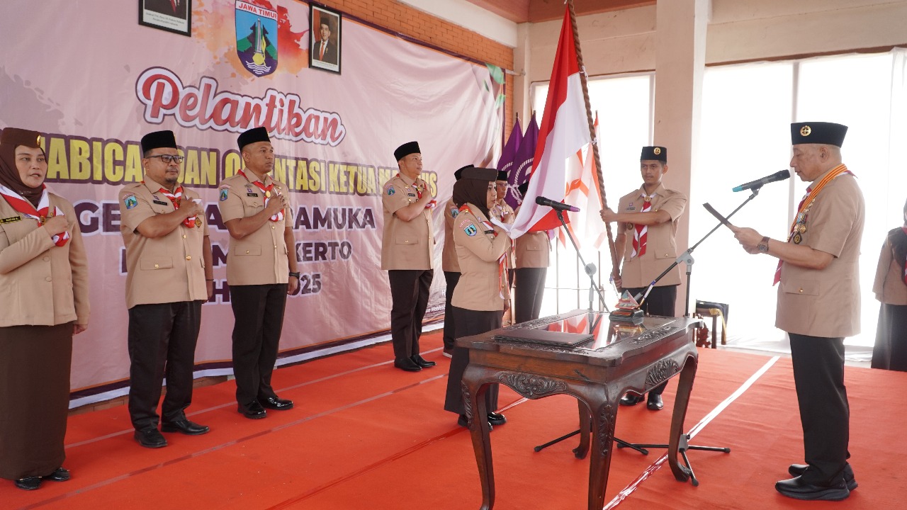 Lantik Wali Kota Mojokerto Sebagai Kamabicab, Kakwarda Jatim Dorong Sinergi Pramuka dan Pemkot Mojokerto
