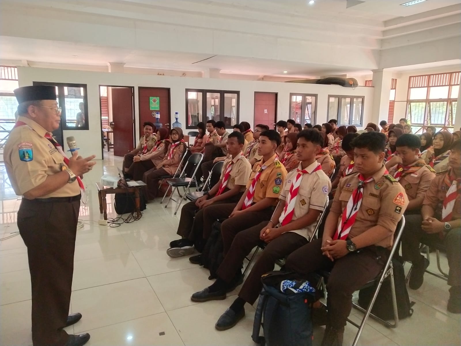 Kwarcab Surabaya Gelar Diklat Jurnalistik: Cetak Pewarta Pramuka yang Andal