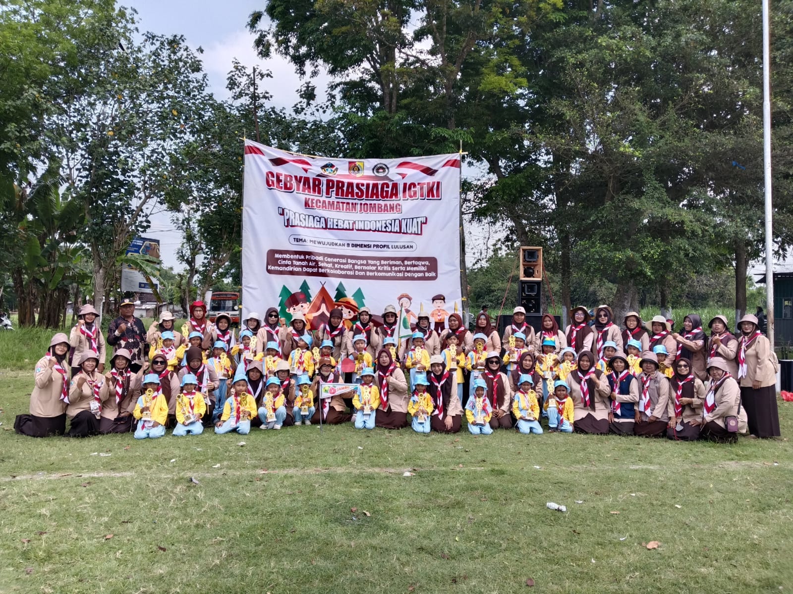 Gebyar Prasiaga IGTKI Kwarran Jombang: Keceriaan 640 Pramuka Siaga Bersama Wali Murid