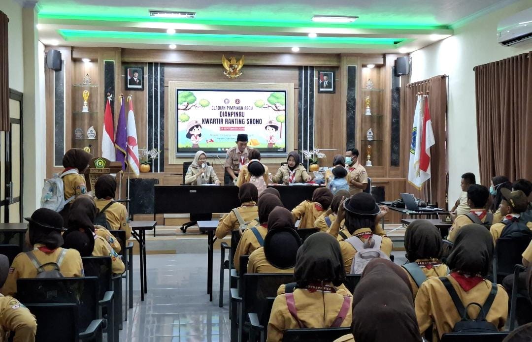 Kembangkan Kepemimpinan Pramuka Penggalang, Kwarran Srono Gelar Dianpinru