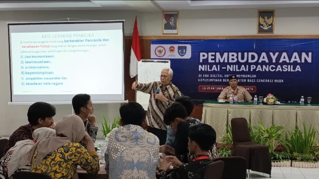 Gerakan Pramuka sebagai Pondasi Character Building dan Nation Building: Delegasi Kwarda Jatim Serap Ilmu Kebangsaan dari Kak Amin Abdullah