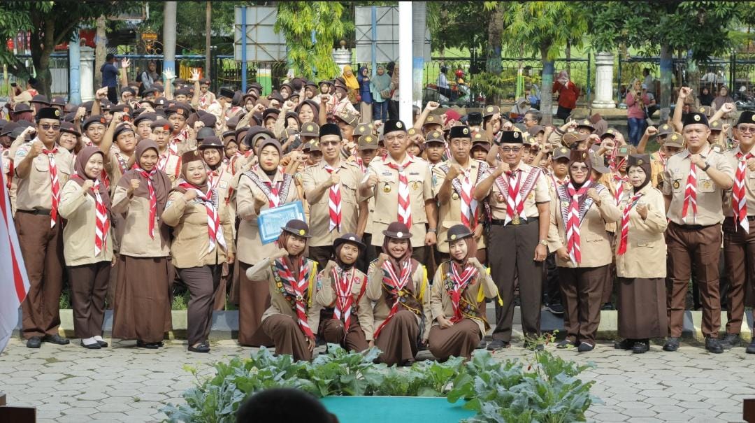 572 Pramuka Se-Kwaran Taman Terima Tanda Garuda, Wujudkan Pramuka yang Berguna untuk Bangsa