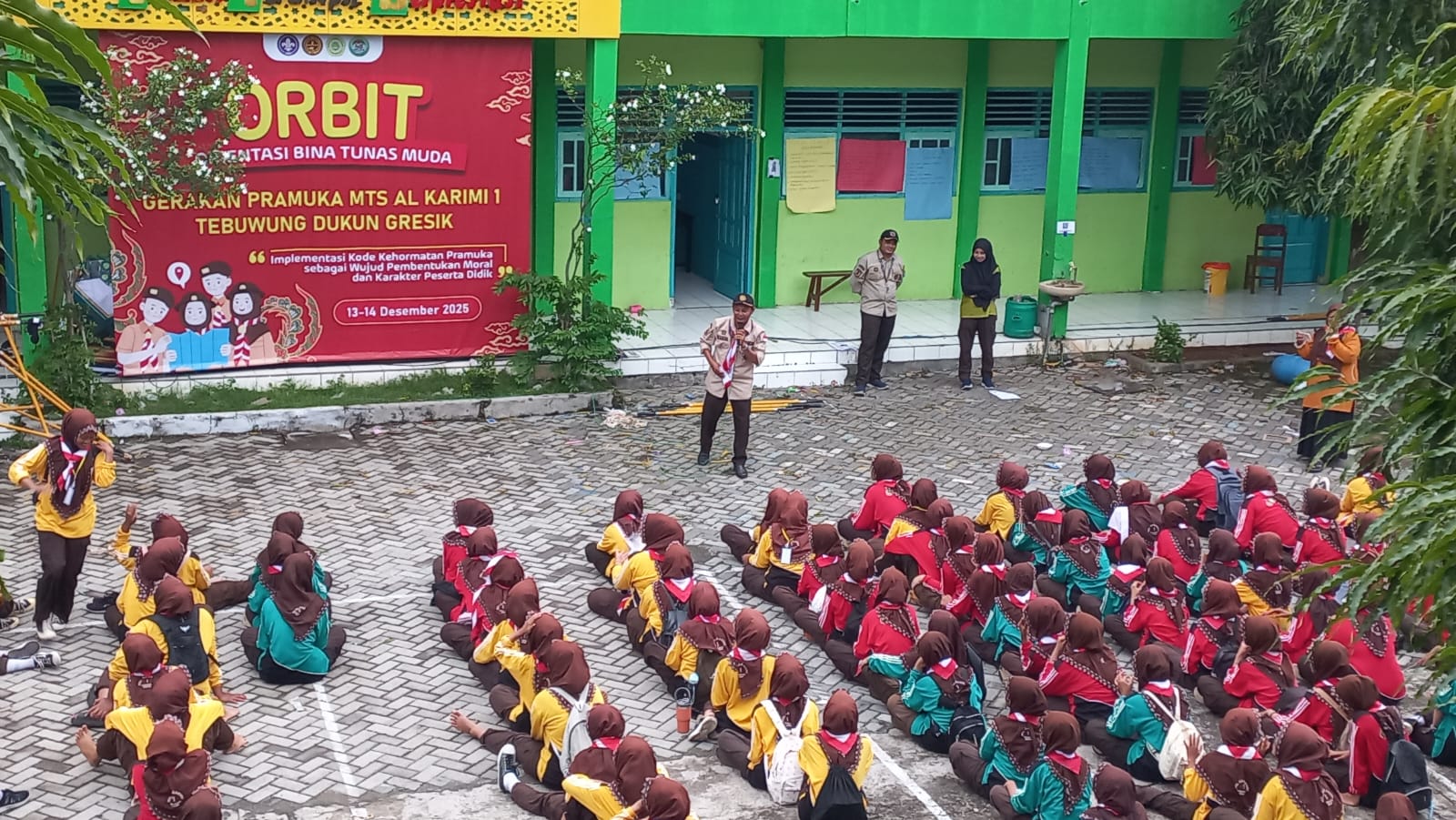 ORBIT (Orientasi Bina Tunas Muda) MTs Al Karimi 1 Tebuwung Dukun Gresik Tanamkan Karakter Penggalang Berlandaskan Kode Kehormatan