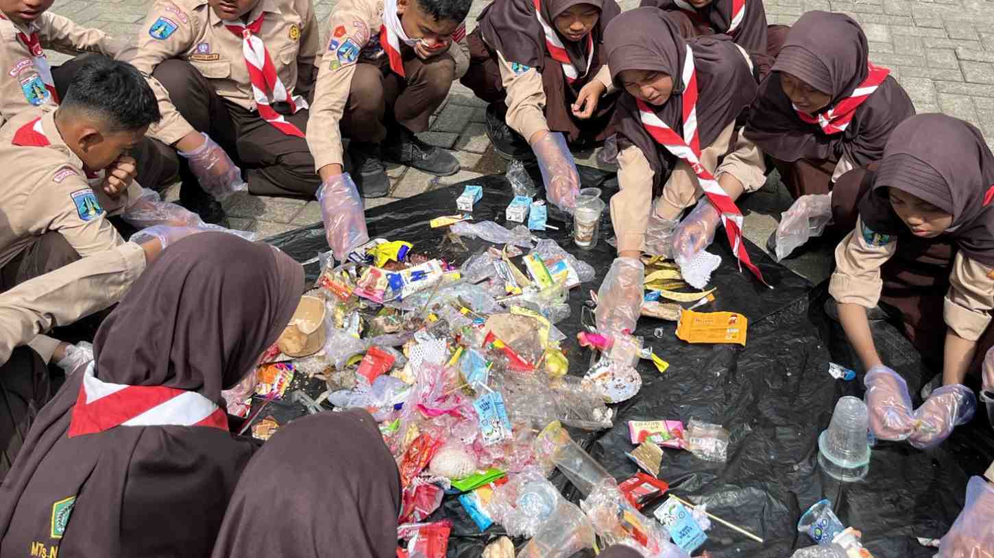 ZAIBER SCOUT MTs Negeri 7 Nganjuk Sukses Tuntaskan 21 Hari Aksi Lomba Iklim Gudep Jatim 2025 dengan Capaian Luar Biasa