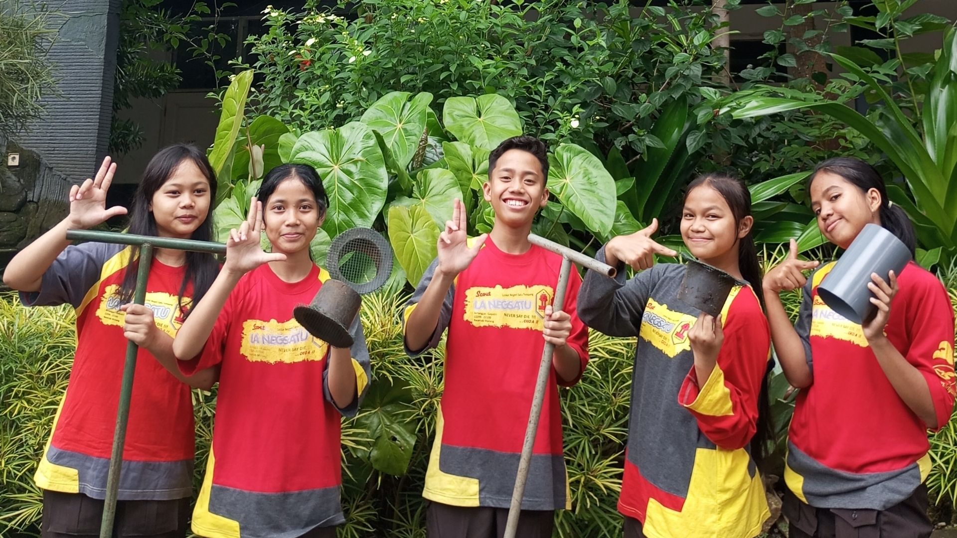 ANGGREK (Aksi Nyata Guna Gemilangkan Ruang Ekologi Kita)