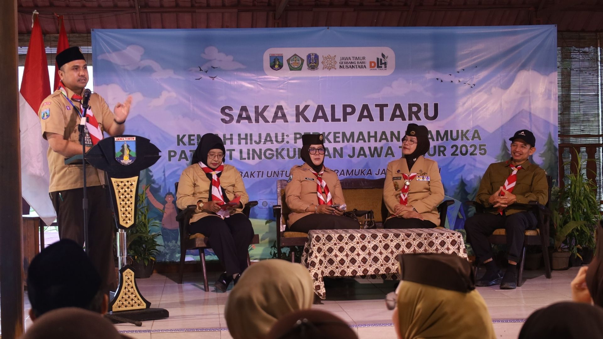 “Kalian Bukan Tukang Sapu Musiman!”: Kak Immanuel Kharisma Serukan Revolusi Mental Pramuka Jatim, Ubah ‘Kerja Bakti Biasa Saja’ Jadi Pengendali Krisis Iklim