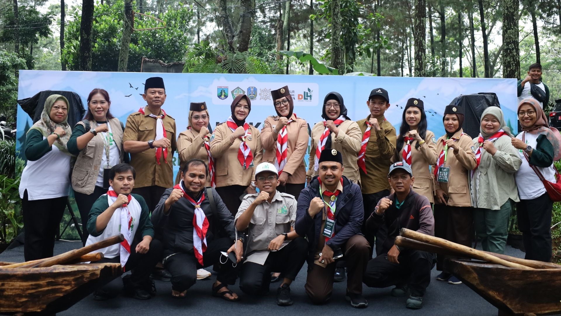 Menjaga Benteng Ekologis Pulau Jawa: Kolaborasi Strategis DLH Jatim dan Pramuka Hadapi Ancaman Krisis