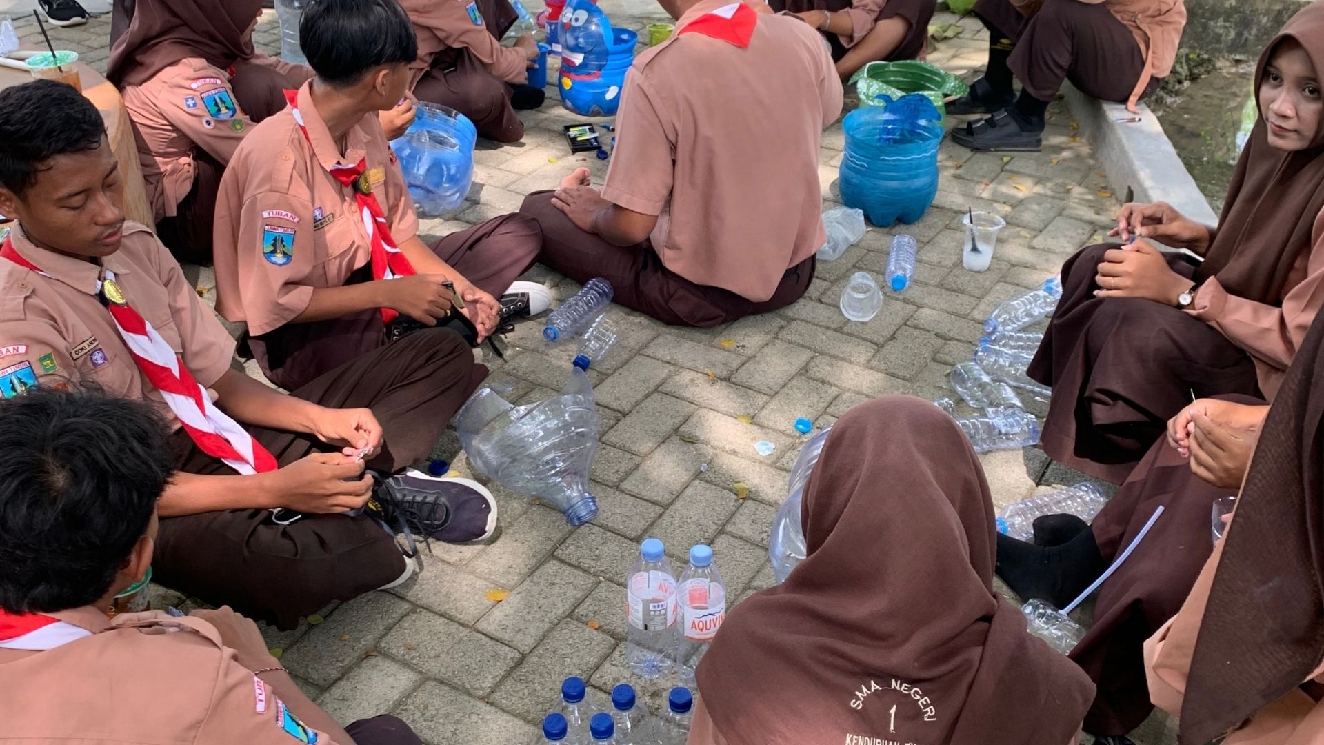 Menuju Sekolah Nol Sampah: Pramuka SMAN 1 Kenduruan Tuntaskan Challenge Gudep Tanpa Sampah dengan Inovasi Besar